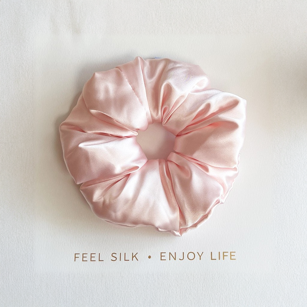 Extra Large Silk hair Scrunchie – Sleep-Safe, Creates Natural Waves, Soft Padded Core (Cotton Fill), Anti-Frizz