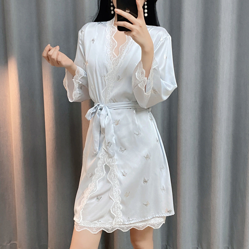 White lace dress robe