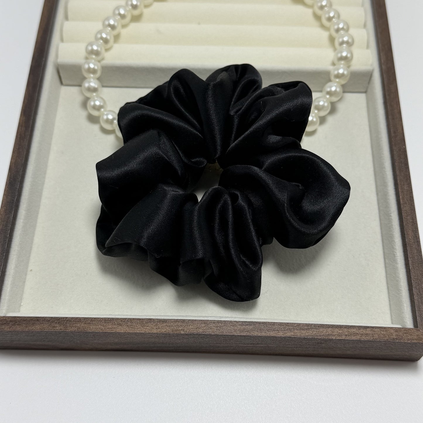 L- Classic Silk Hair Scrunchies